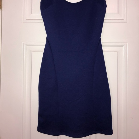 Dress - Picture 3 of 5